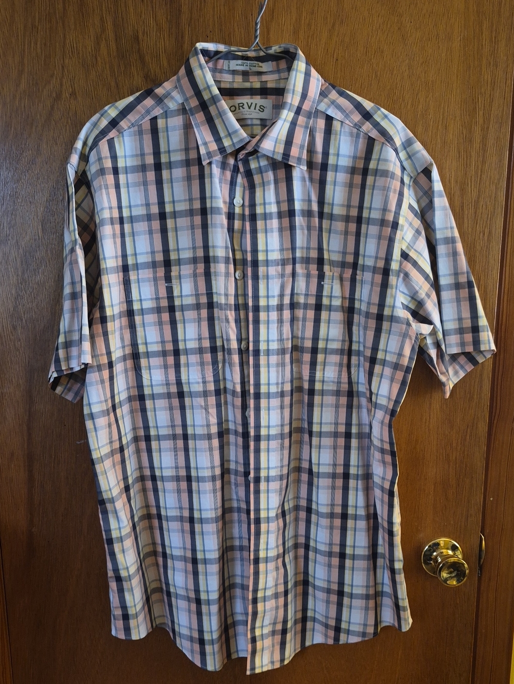 Orvis Men’s Short-Sleeve Plaid Button-Down Shirt in Pink, Blue and Cream